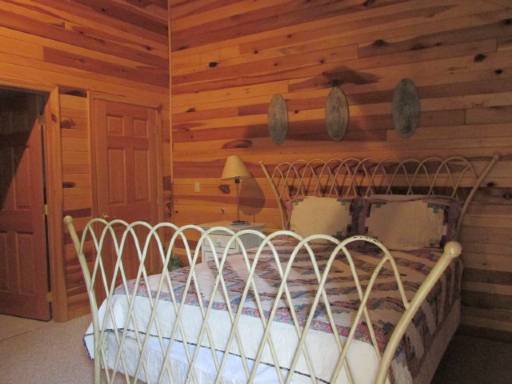 bedroom_4