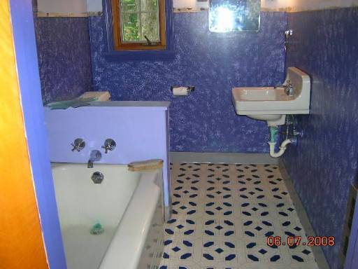 Full Bath Upstairs